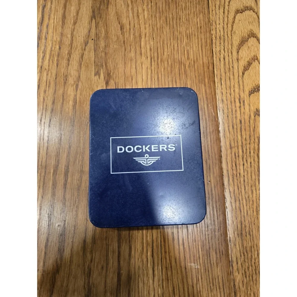 Dockers Men's Leather Bifold Wallet Gift Tin Box Navy Blue Storage Display Case